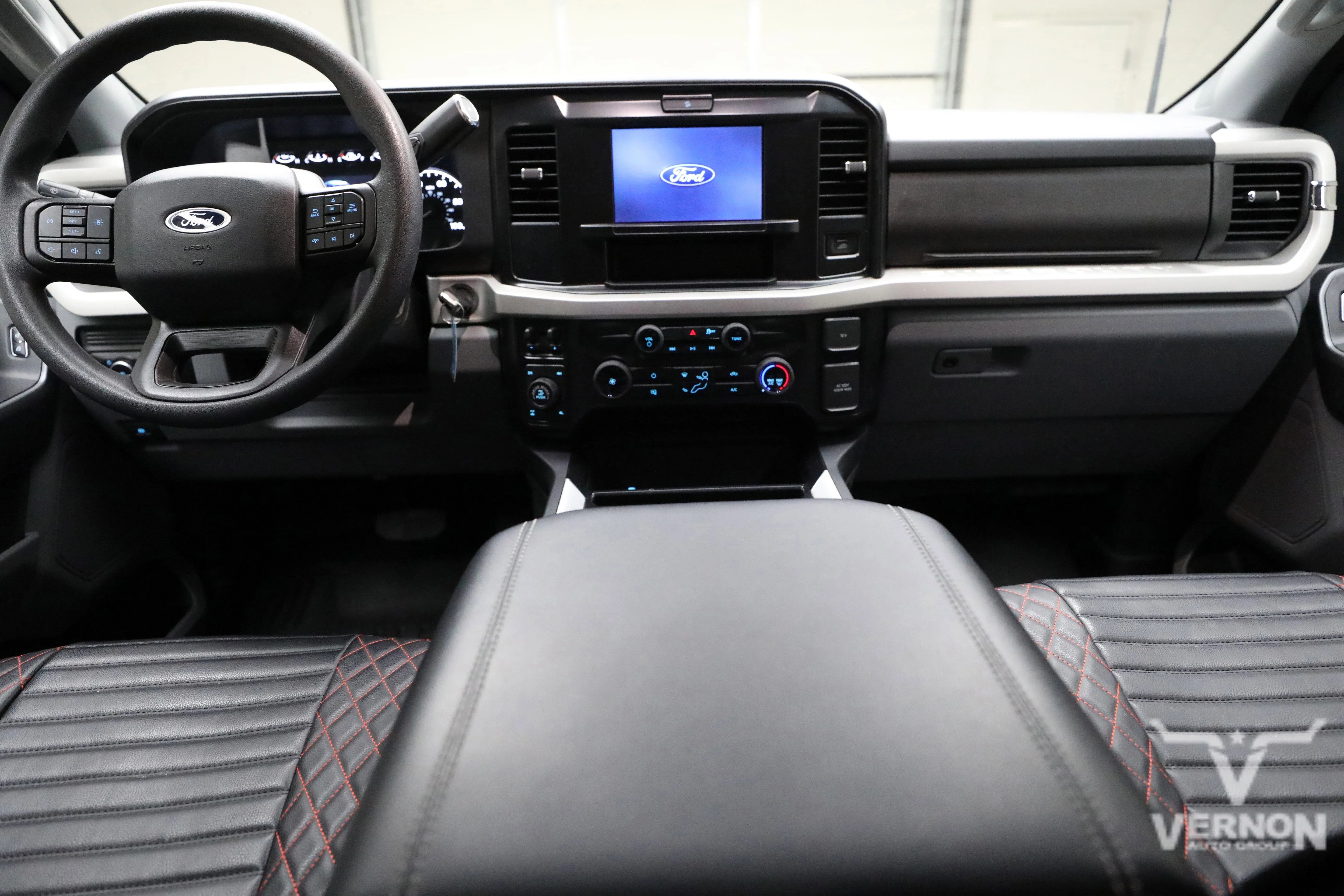 Pre-Owned 2025 Ford Super Duty F-250 XLT Crew Cab 4x4 Tremor