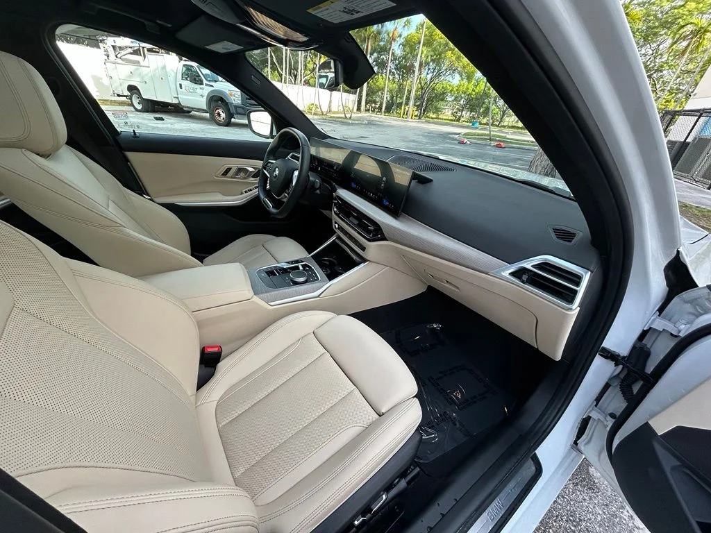 Used 2025 White BMW 330i image 30