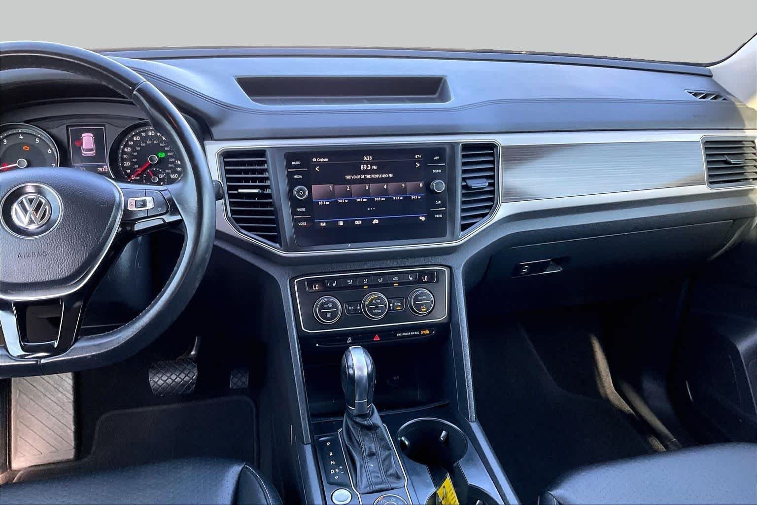 Used 2019  Volkswagen 3.6L V6 SE w/Technology image 7