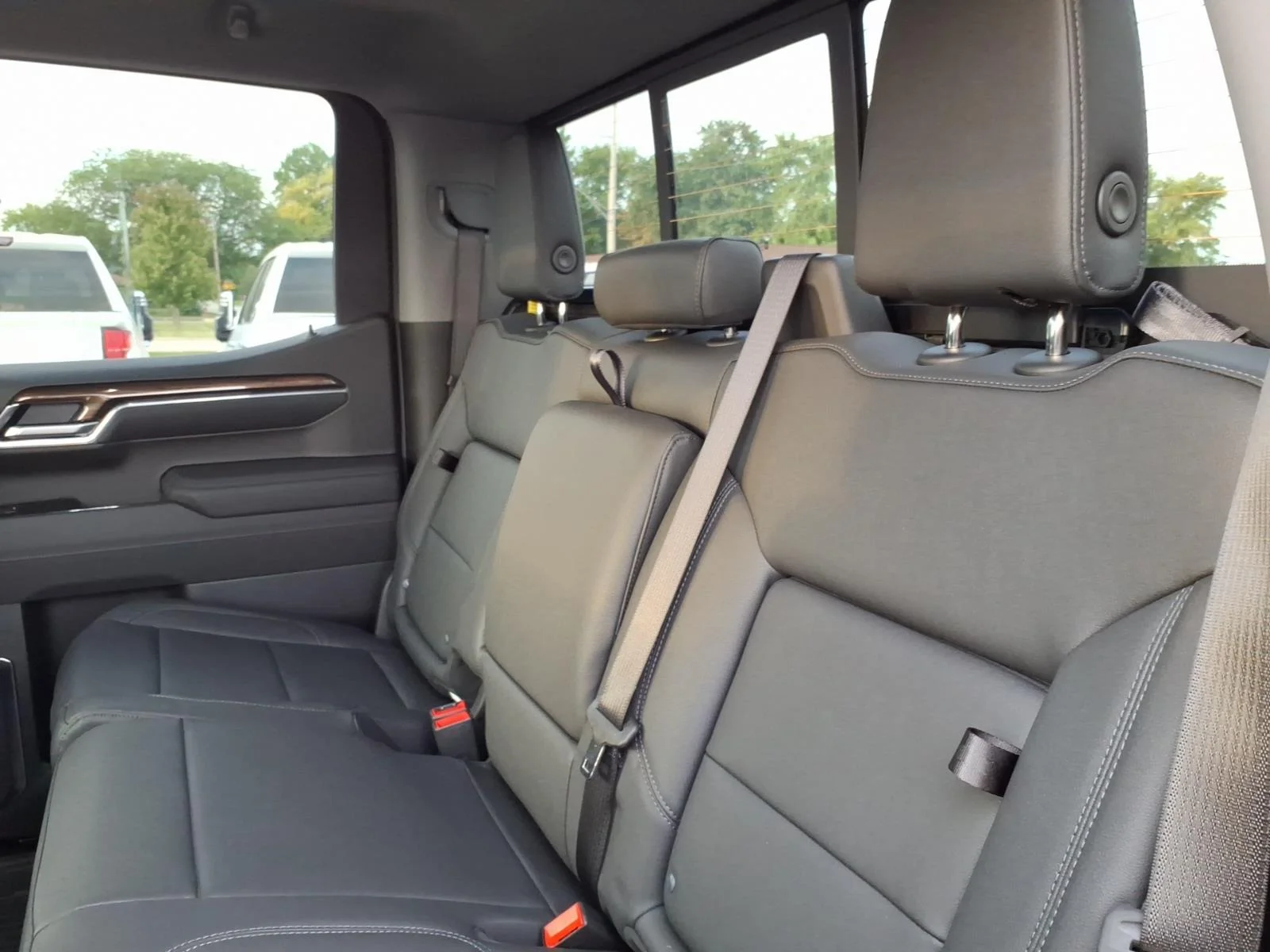 New 2026 Summit White Chevrolet LT Trail Boss image 10