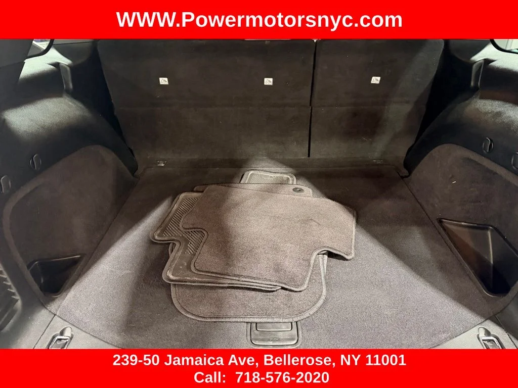 Used 2019 Red Jeep Limited image 18