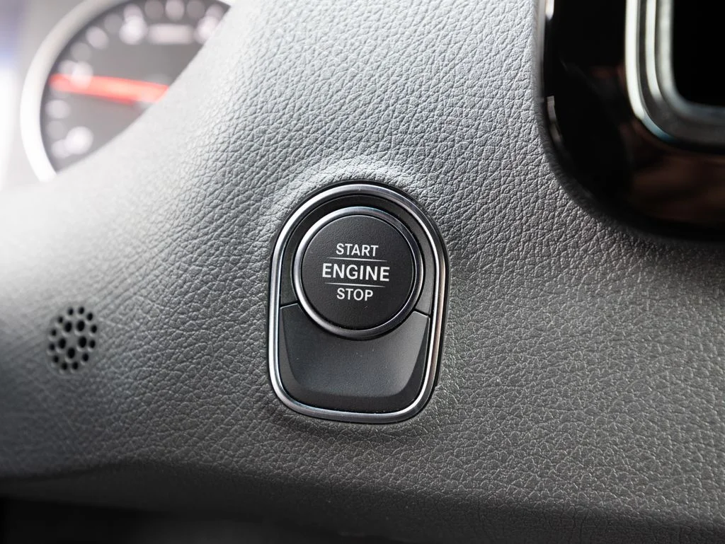 Used 2025 Hightech Silver Mercedes-Benz Crew 170 WB image 15