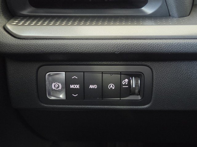 2026 Chevrolet Traverse LT - Photo 13