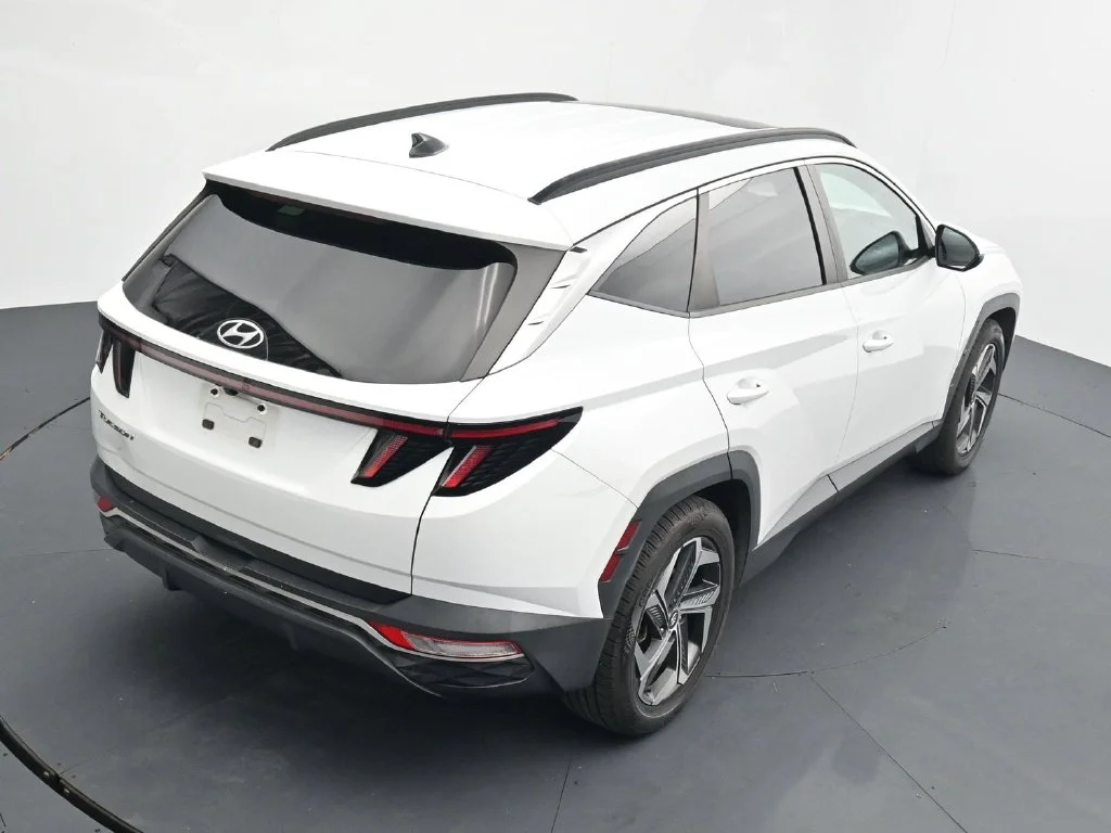 Used 2022 Gray Hyundai SEL image 14