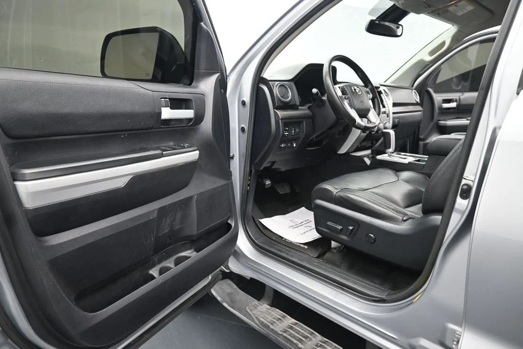 Used 2021 Silver Toyota SR5 image 15