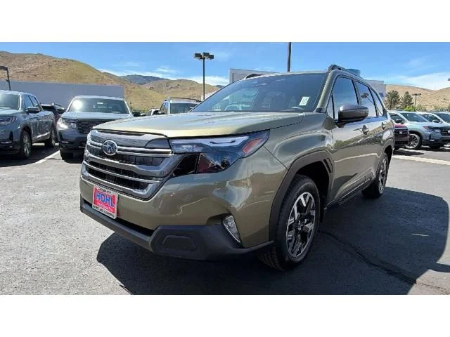 New 2026 AUTUMN GREEN METALLIC Subaru Premium image 7