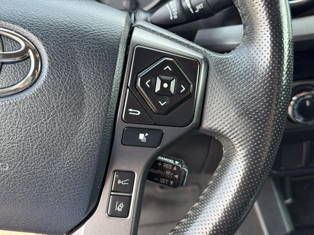 Used 2018 Gray Toyota TRD Off-Road image 18