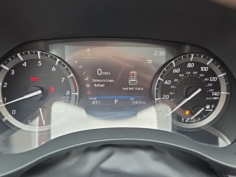 Used 2021 Silver Toyota XLE image 18