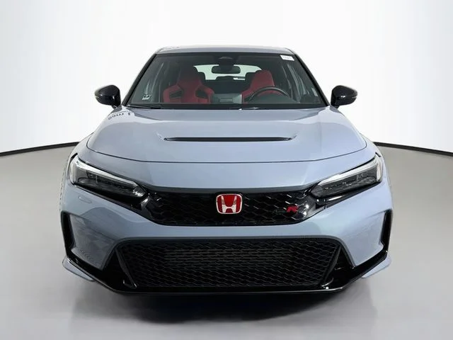 Used 2024 Gray Honda  image 2