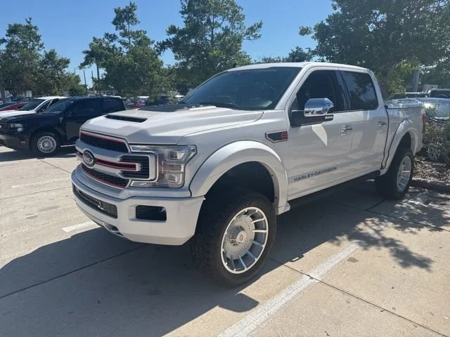 2019 Ford F-150 Lariat 4x4 SuperCrew 5-1/2 Box's photo