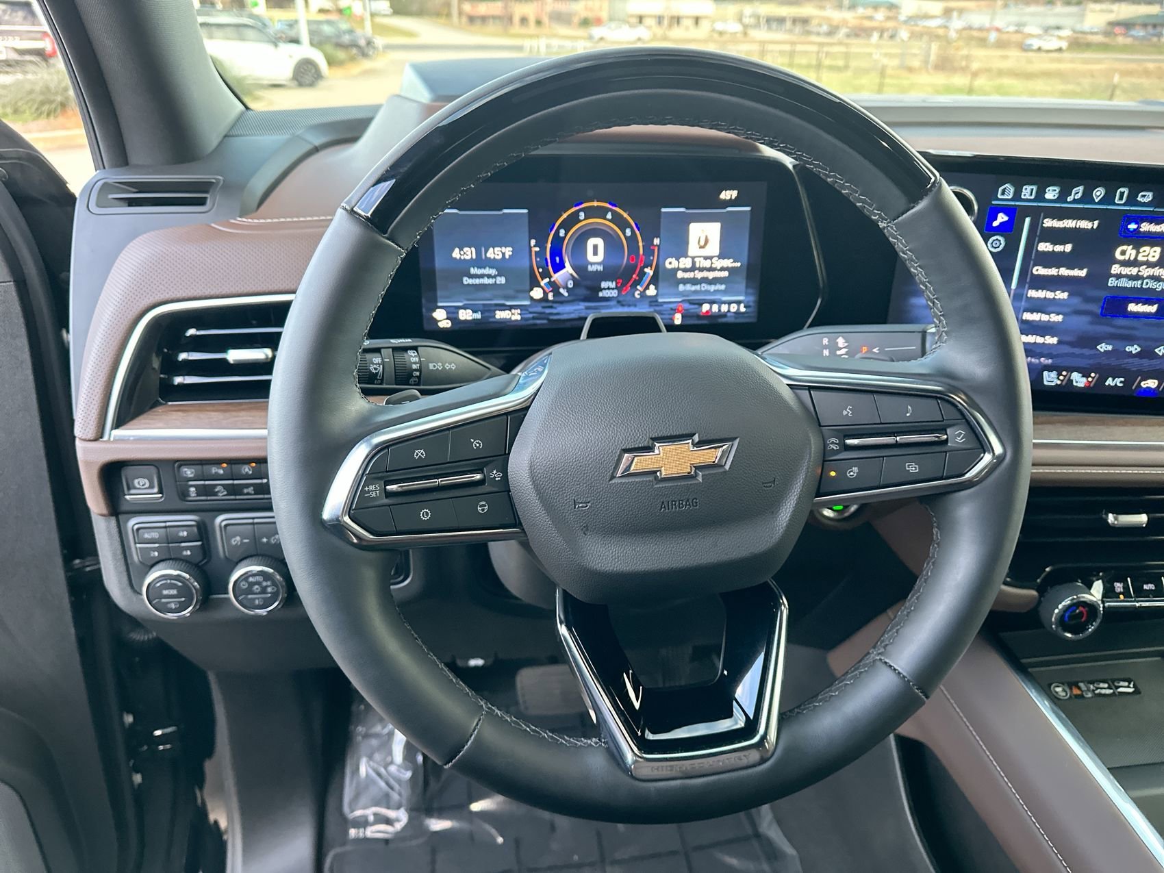 Used 2025 Black Chevrolet High Country image 14