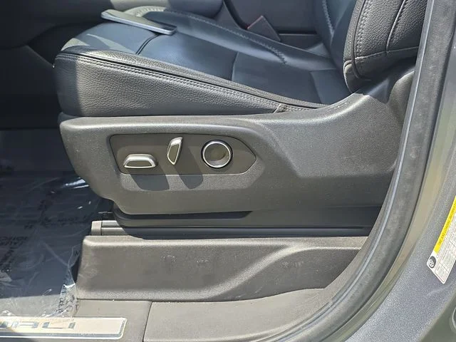Used 2021 Gray GMC Denali image 30