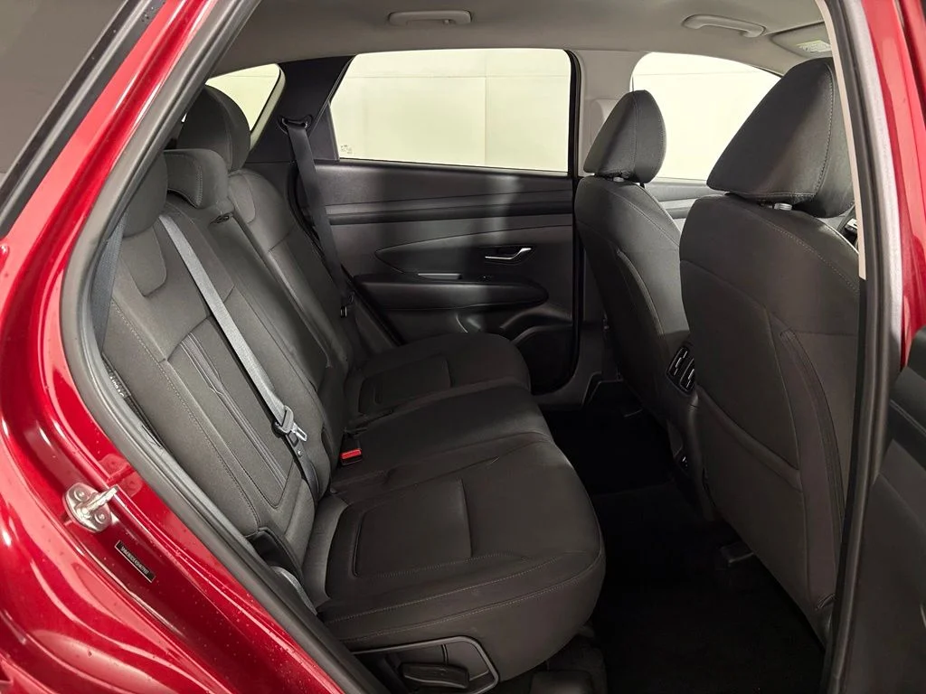 Used 2025 Red Hyundai SEL image 41
