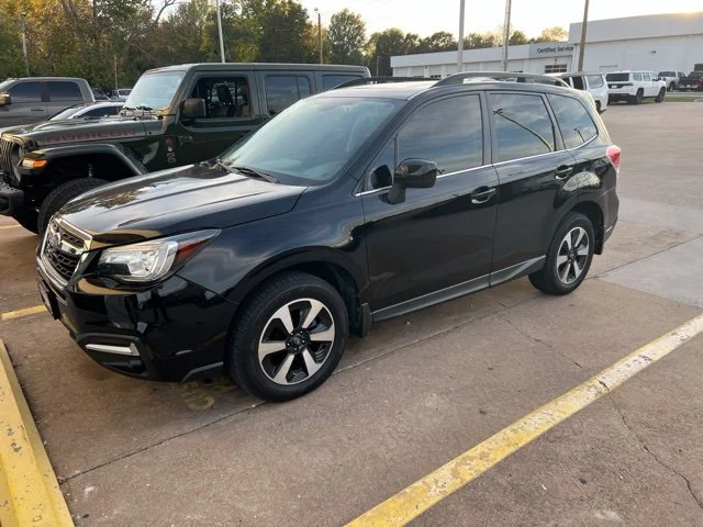 Used 2017 Black Subaru 2.5i Limited image 1