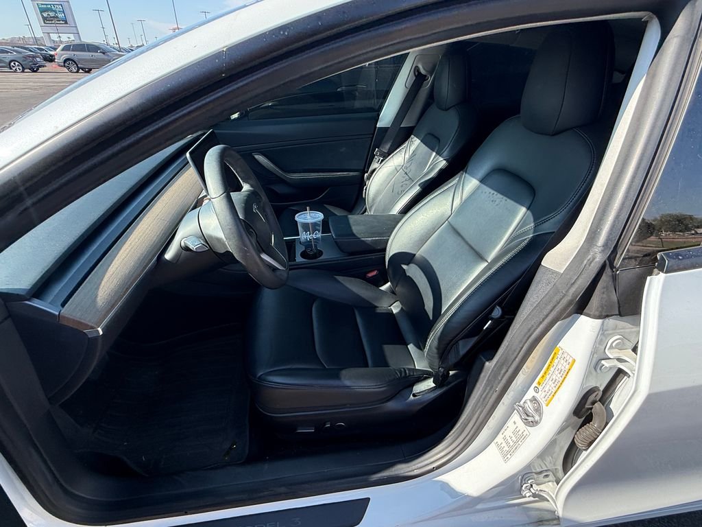 Used 2021 Pearl White Multi-Coat Tesla Standard Range Plus image 9
