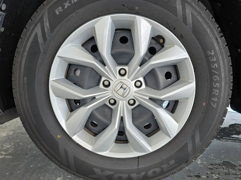 Used 2025  Honda LX image 39