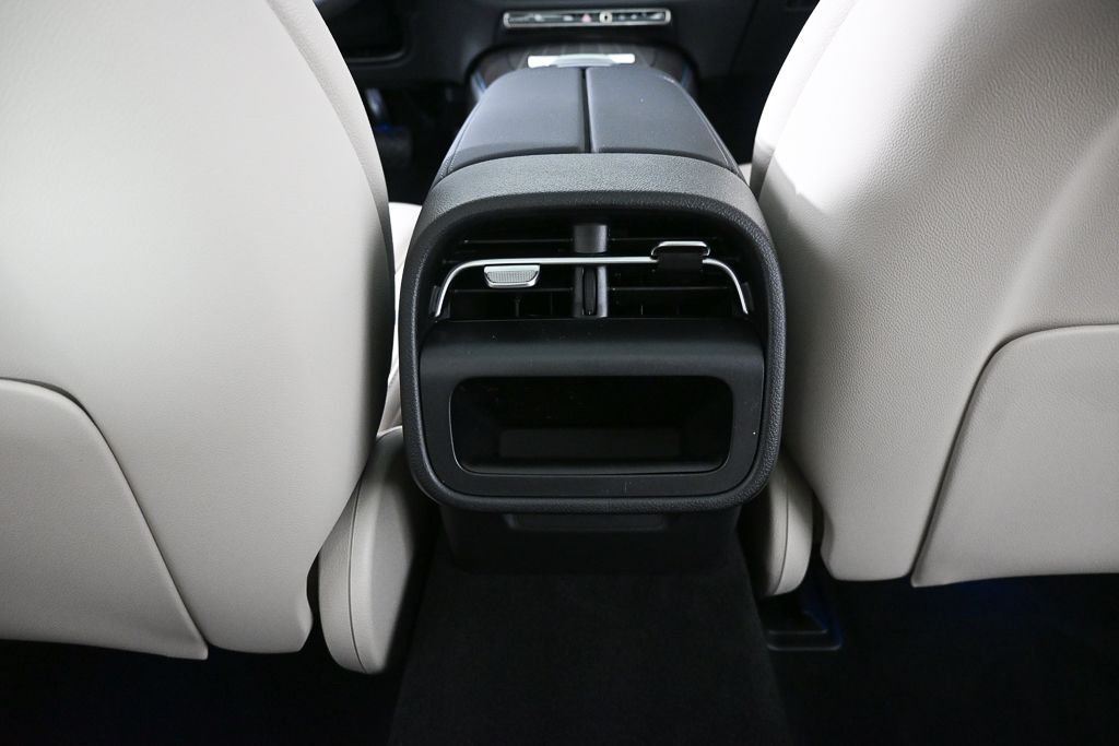 New 2026 Cirrus Silver Metallic Mercedes-Benz E 450 image 17