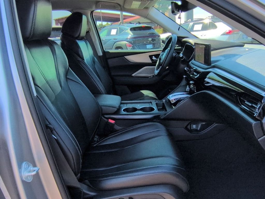 Certified Used 2025 Silver Acura Technology Package image 30