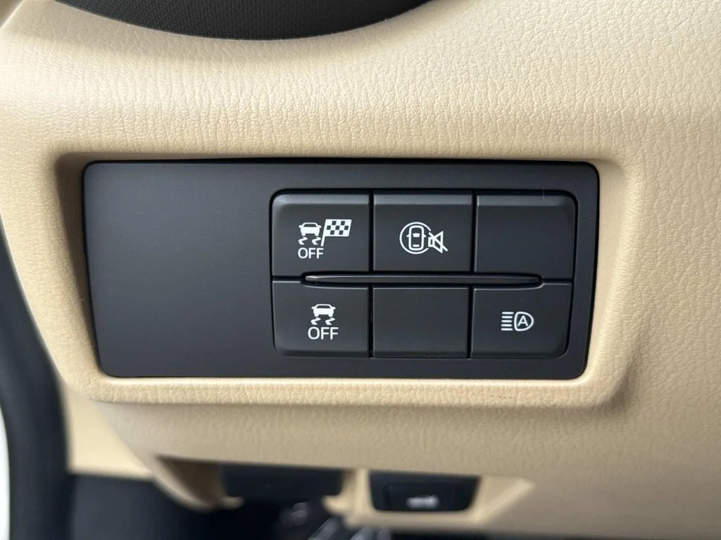 New 2026 Snowflake White Pearl Mazda Grand Touring image 38