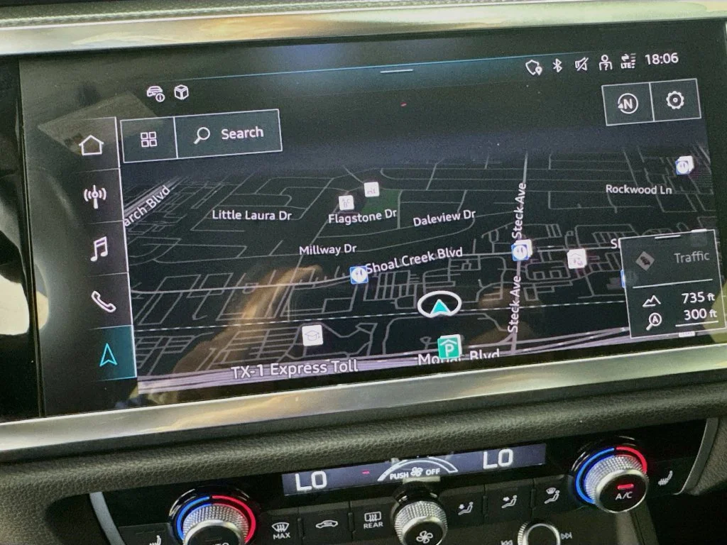 Used 2024  Audi Premium Plus image 15