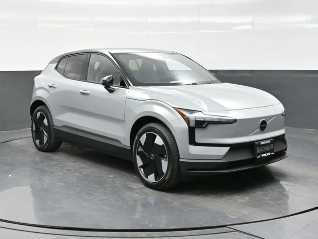 2026 Volvo EX30 Twin Motor Performance Plus's photo
