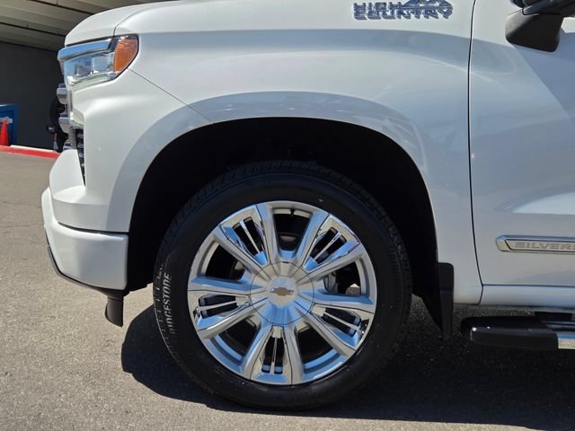 2023 Chevrolet Silverado 1500 High Country - Photo 9