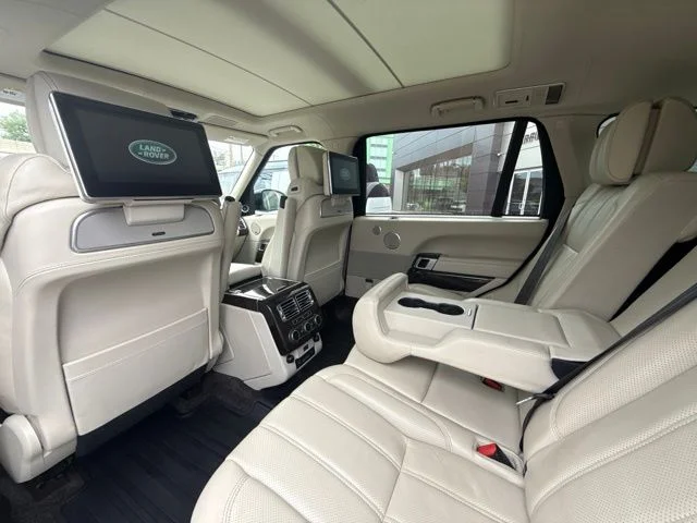 Used 2017 Beige Land Rover 5.0L V8 Supercharged Autobiography image 4