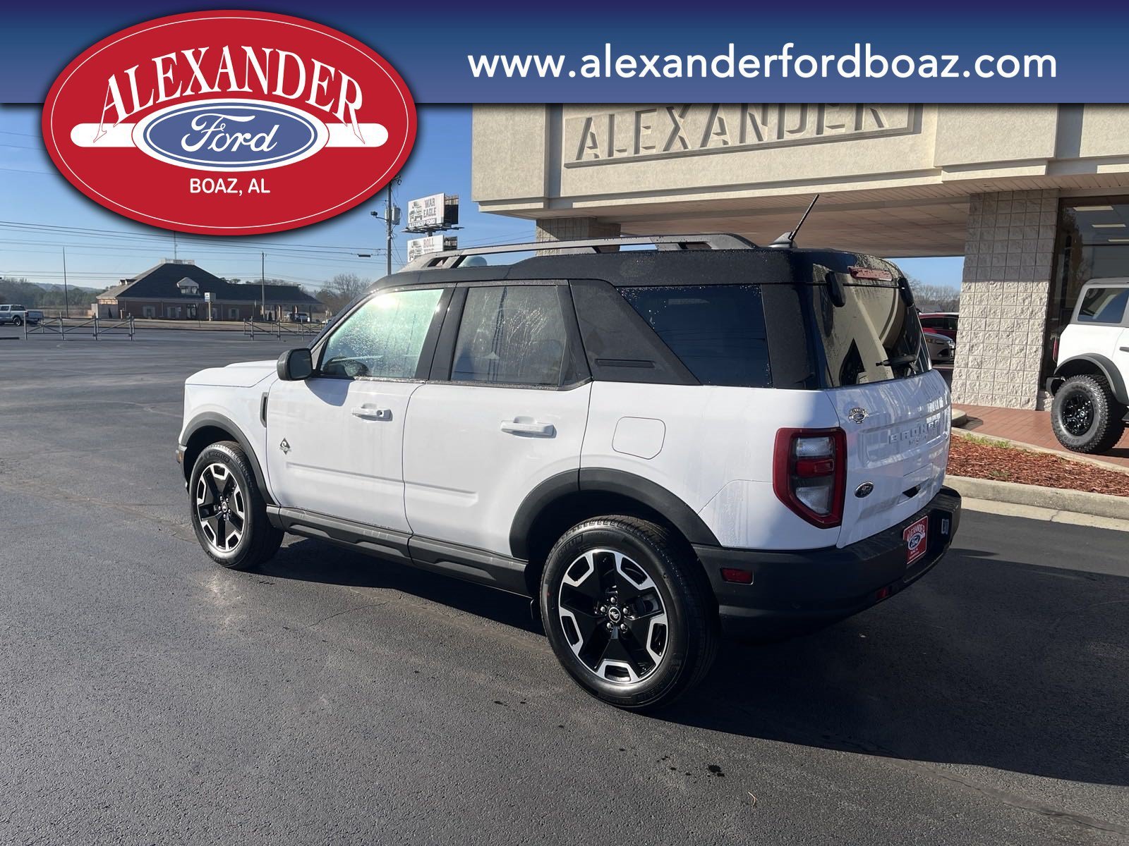 New 2024 Oxford White Ford Outer Banks® image 2