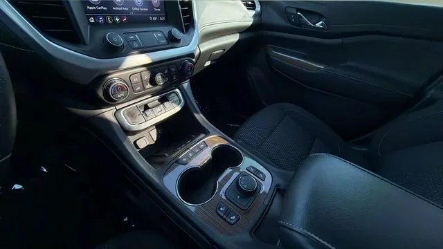 Used 2023 Ultra Blue Metallic GMC SLE image 14