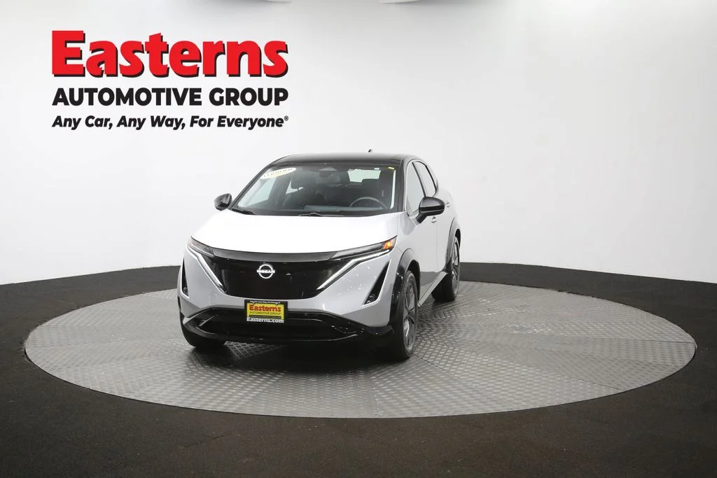 Used 2023 Silver Nissan ENGAGE image 51
