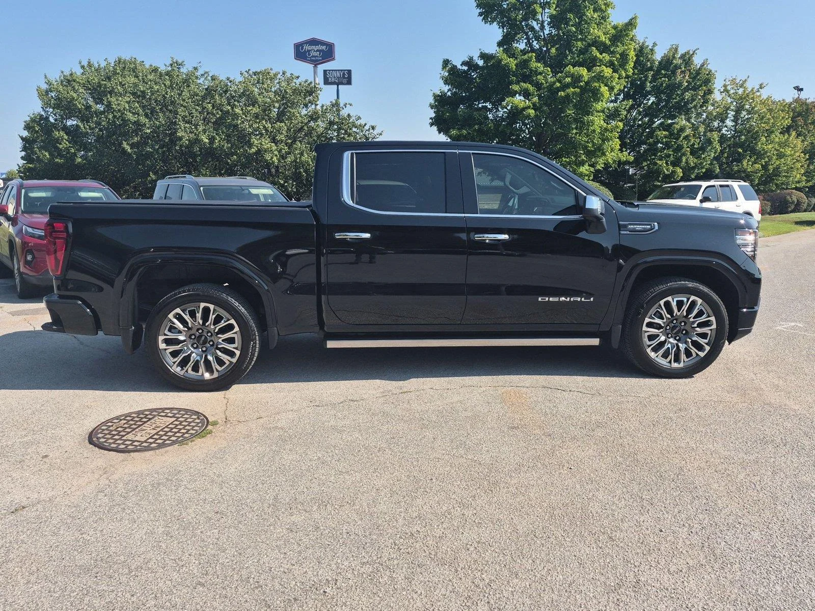 Used 2026 Onyx Black GMC Denali Ultimate image 6