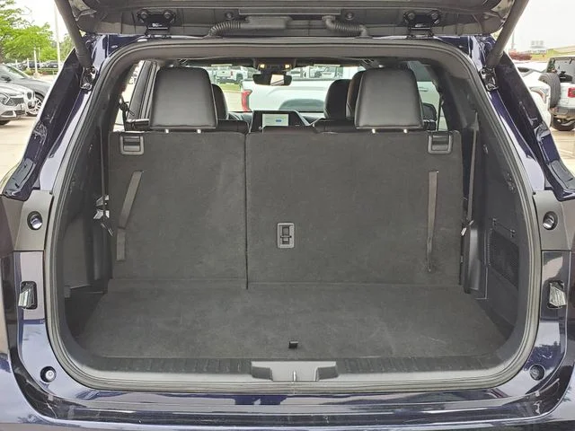 Certified Used 2025  Toyota XSE image 28
