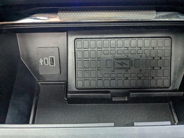 Used 2025 Gray Ford Lariat image 22