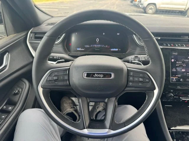 Used 2024 Silver Jeep Altitude X image 16