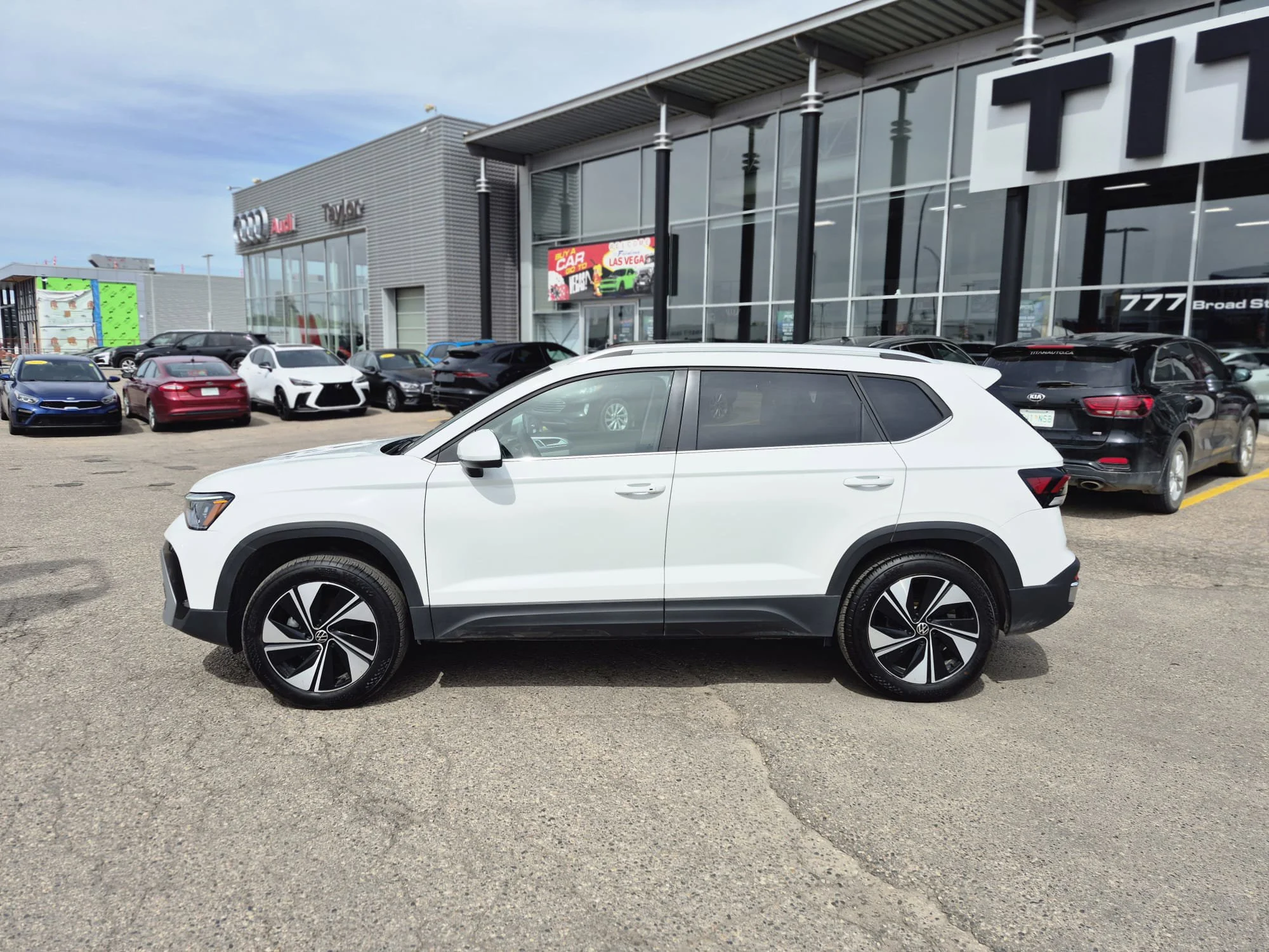 Certified Used 2025 Pure White Volkswagen Comfortline 4Motion*Adaptive Cruise | Remote Start | Htd Seats | Htd Wheel | Blind Spot Detection image 10