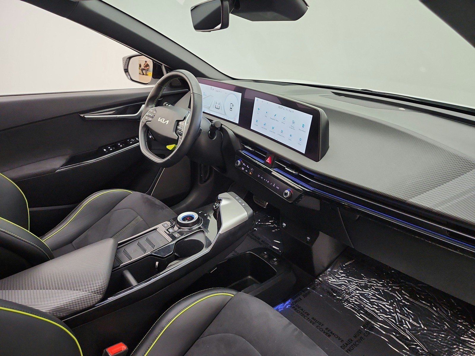 Used 2023 Snow White Pearl Kia GT image 30