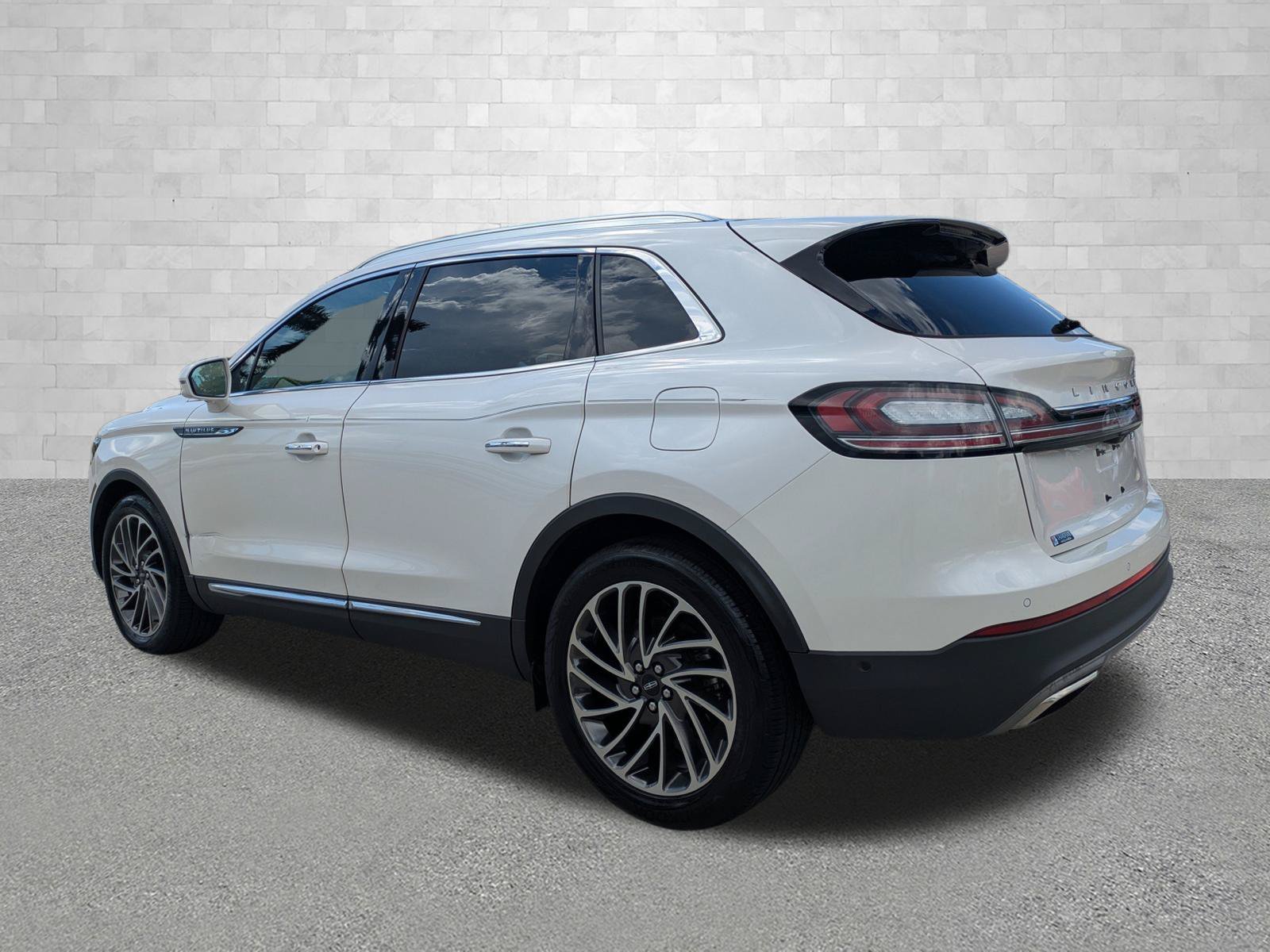 2019 Lincoln Nautilus Reserve - Photo 4