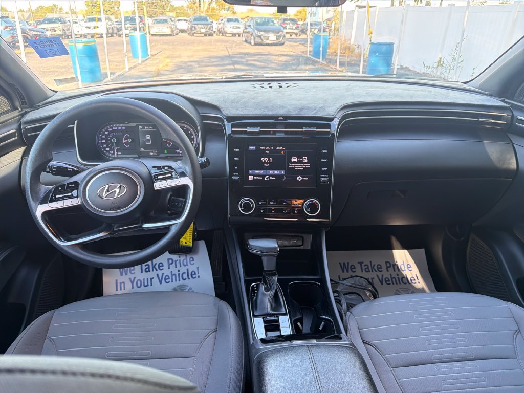 Used 2023 Hampton Gray Hyundai SE image 13