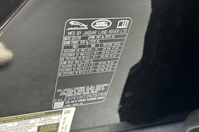 New 2026 Santorini Black Land Rover X-Dynamic SE image 27