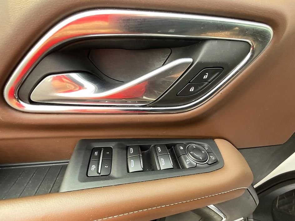 Used 2023 Beige Chevrolet High Country image 29