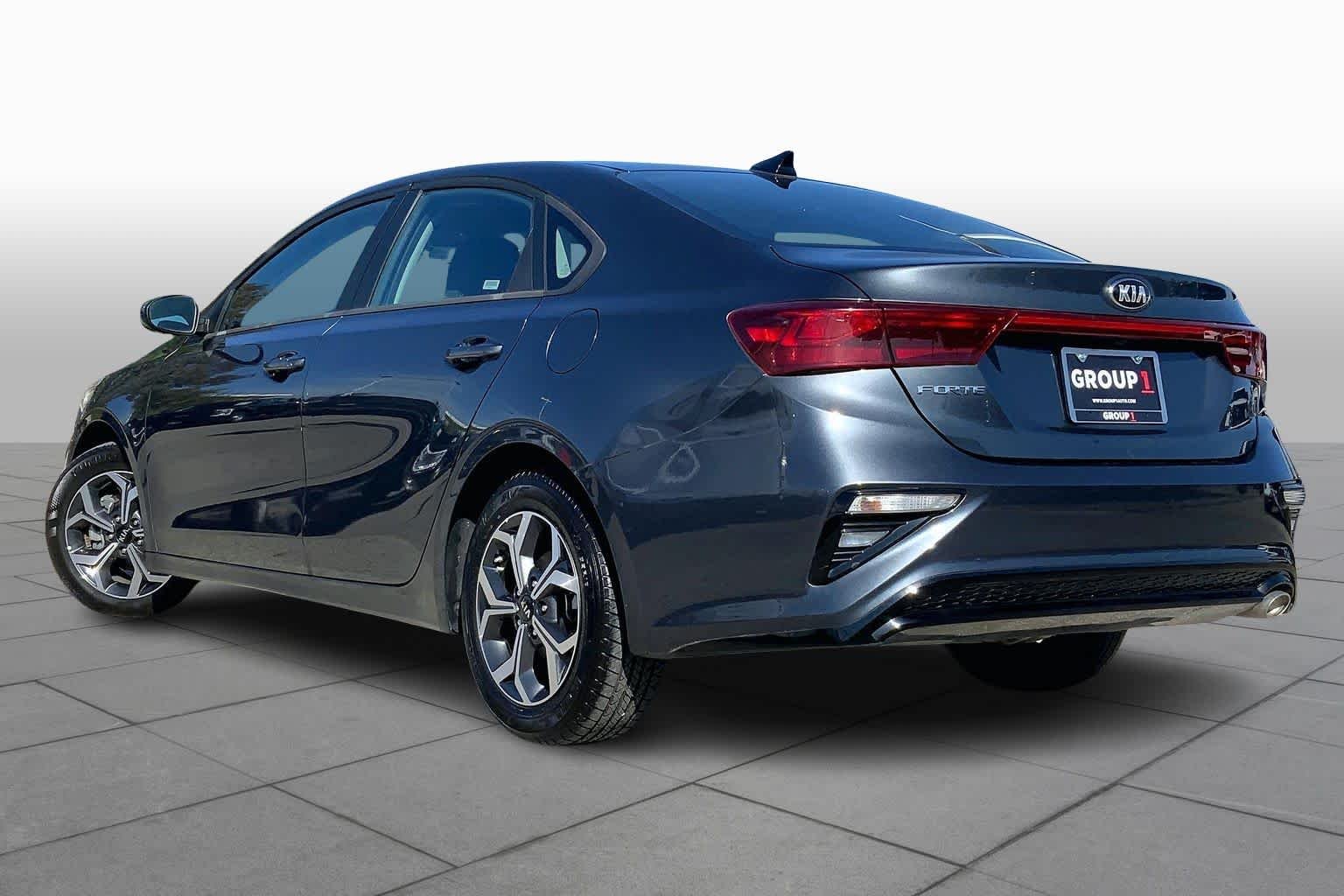 Used 2021 Gray Kia LXS image 22