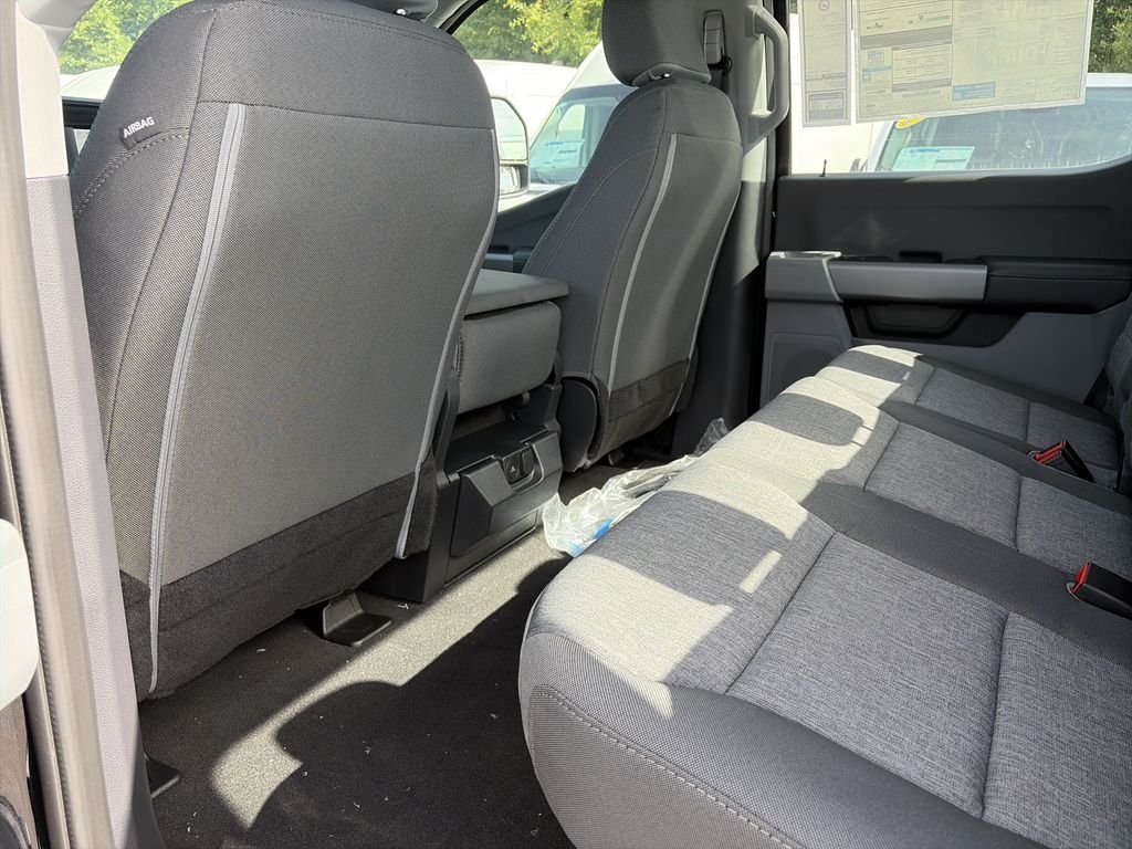 New 2026 Agate Black Metallic Ford F-250® XL image 29