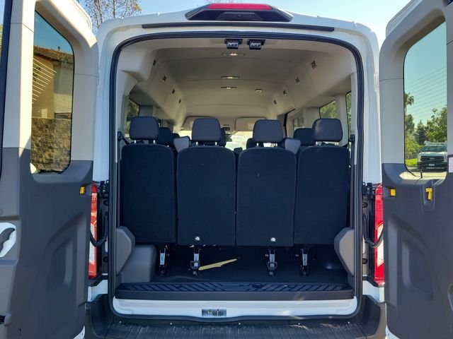 New 2025 Oxford White Ford Passenger Van XLT image 19