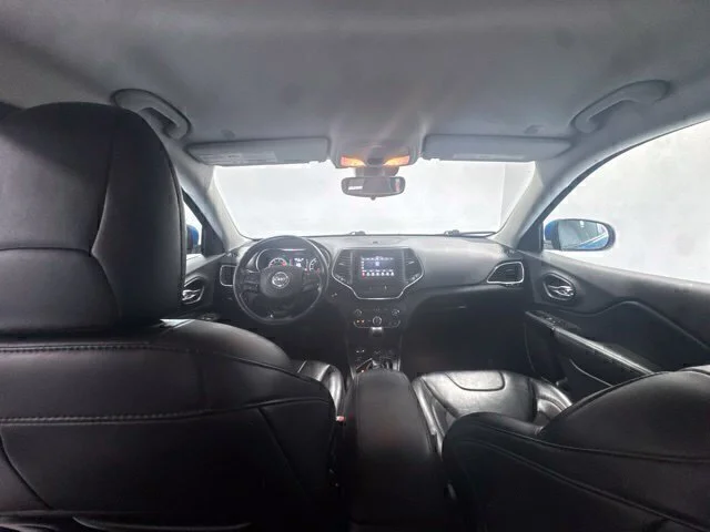 Used 2021 Blue Jeep Latitude Plus image 18