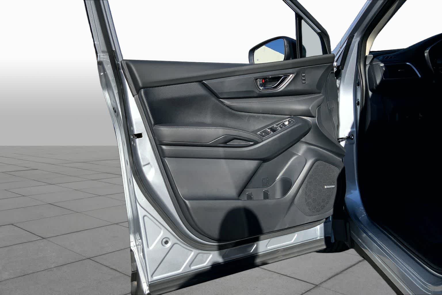 2026 Subaru Ascent Limited - Photo 10