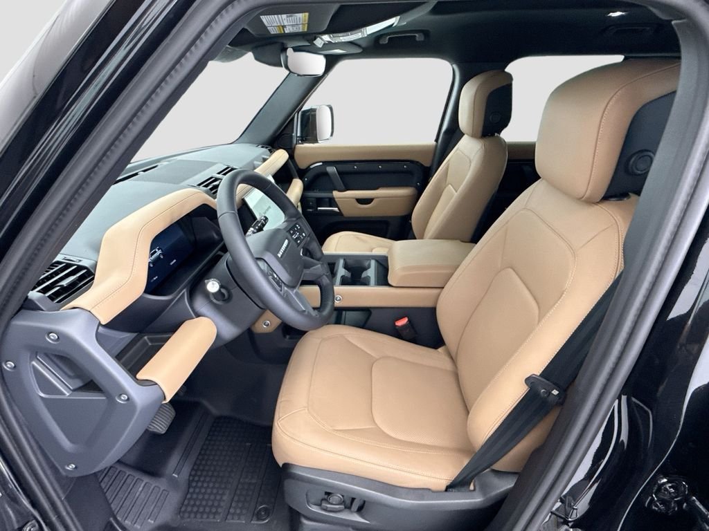New 2026 Santorini Black Land Rover X-Dynamic SE image 19