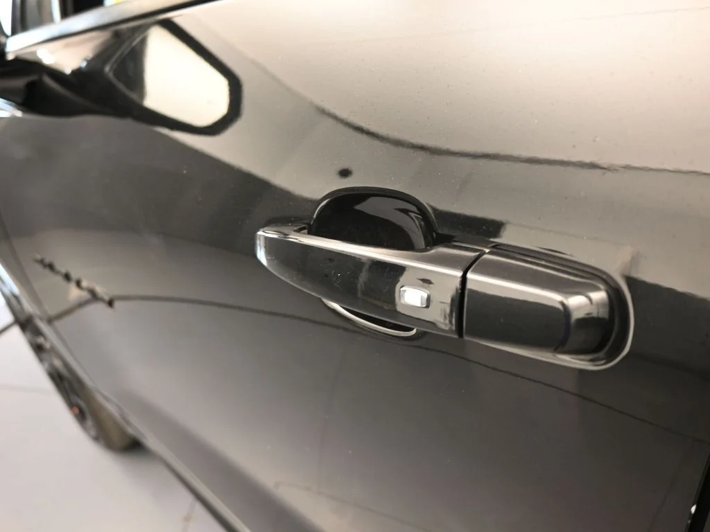 Used 2020 Black Chevrolet RS image 46