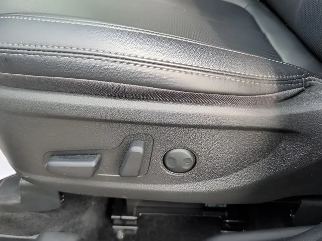 Used 2023 Gray Hyundai SEL Premium image 12