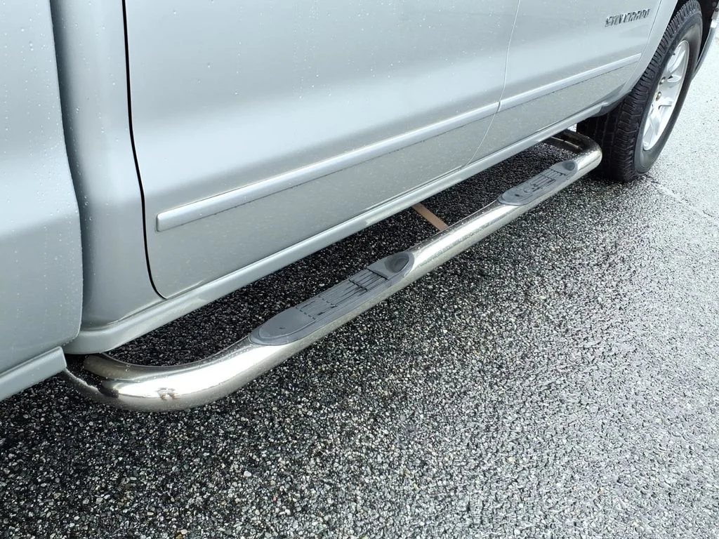 Used 2015 Silver Chevrolet LT image 33