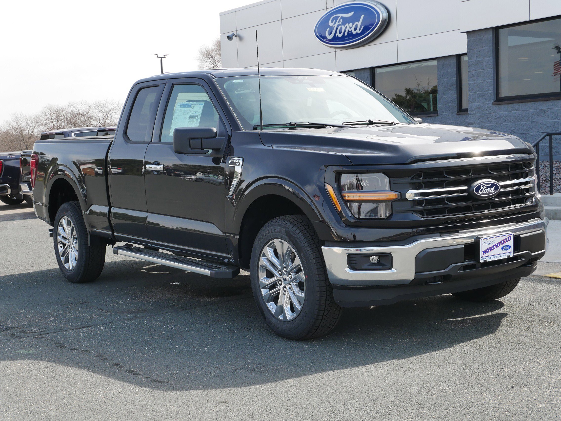 View vehicle photo 2